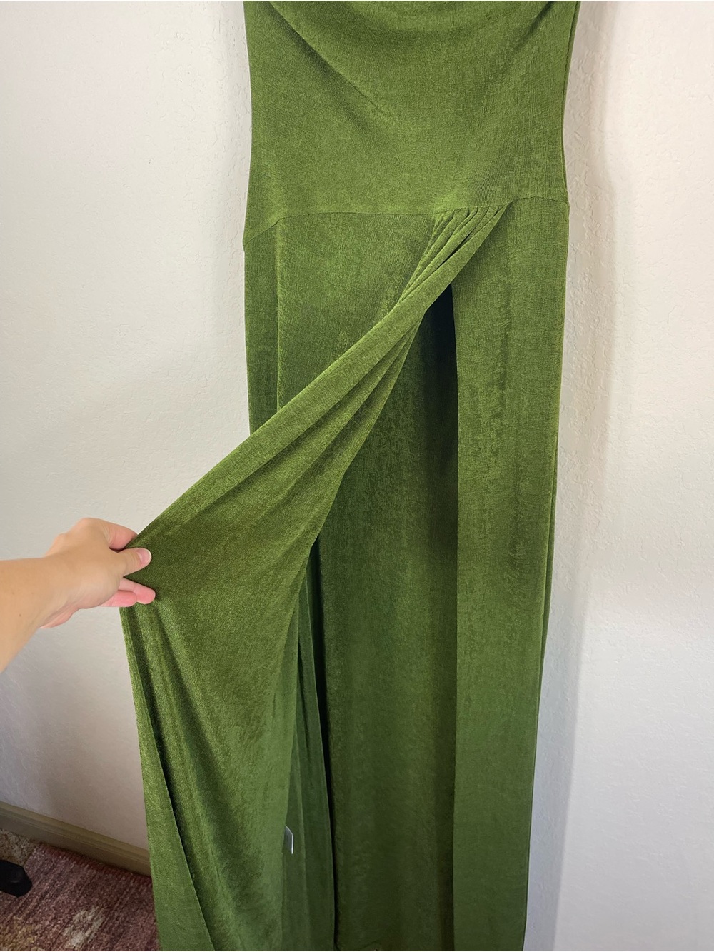 Khanums Slinky Off The Shoulder Maxi Dress in Khaki Size Large NWT - Picture 7 of 11